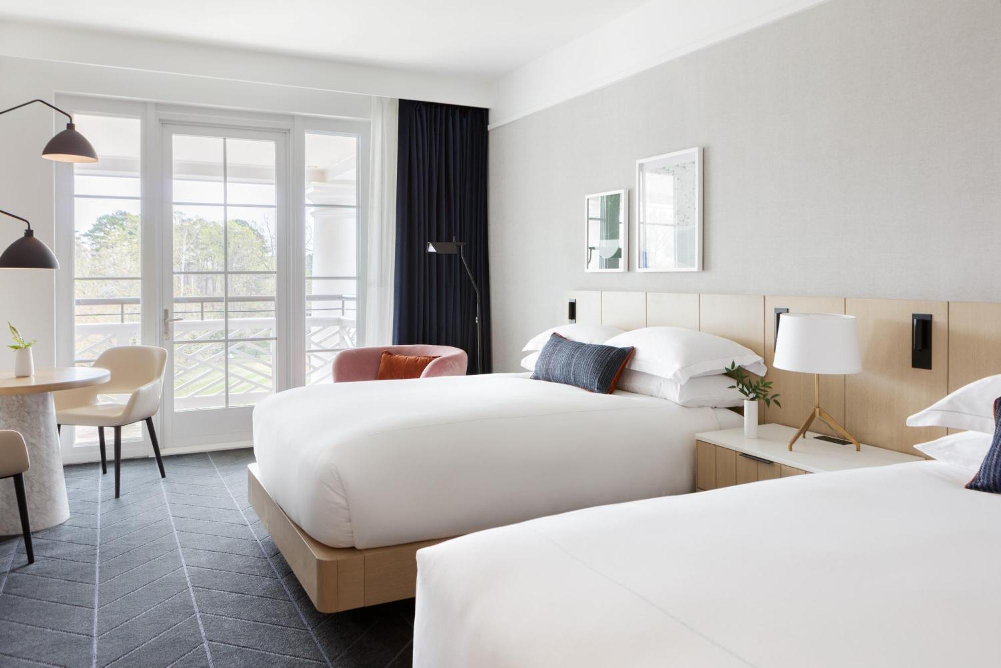 Hotel Kimpton - The Forum By Ihg 4*